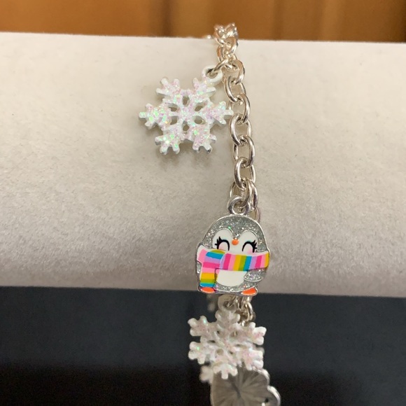 Claire's silver tone winter theme charm bracelet - Picture 4 of 6